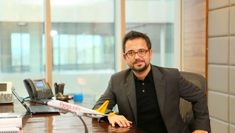 Ali Sabancı ve eşi Vuslat Doğan Sabancı kaza geçirdi Ali Sabancı ve eşi Vuslat Doğan Sabancı kaza geçirdi