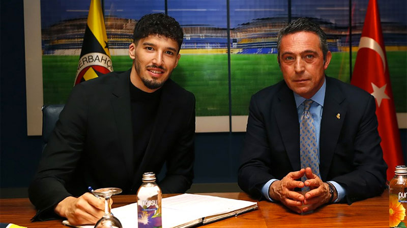 Altay Bayındır imza için Ada’ya gitti