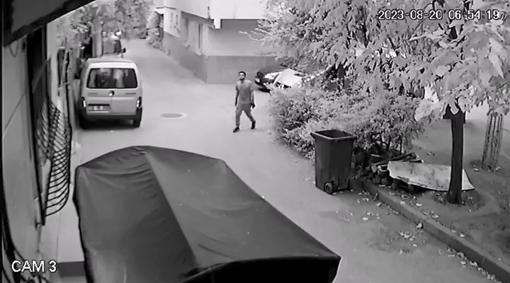 Bursa’da hırsızlık anları kamerada