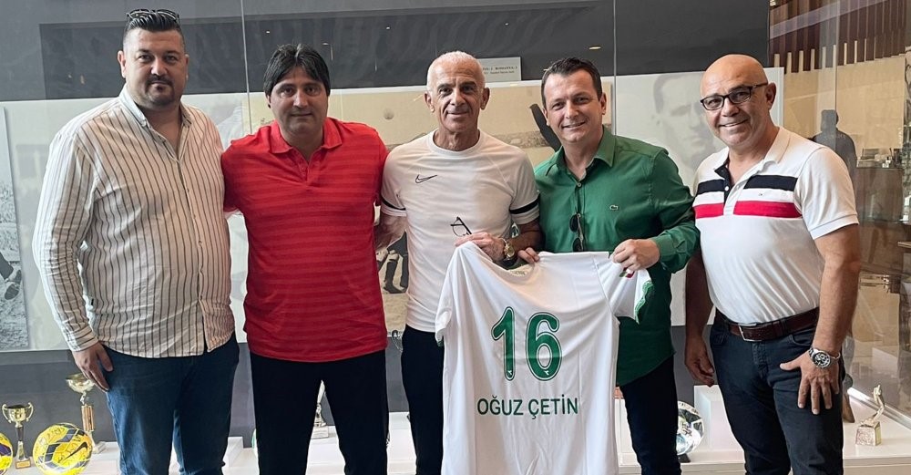 Bursaspor’dan Oğuz Çetin’e ziyaret! Bursaspor’dan Oğuz Çetin’e ziyaret!