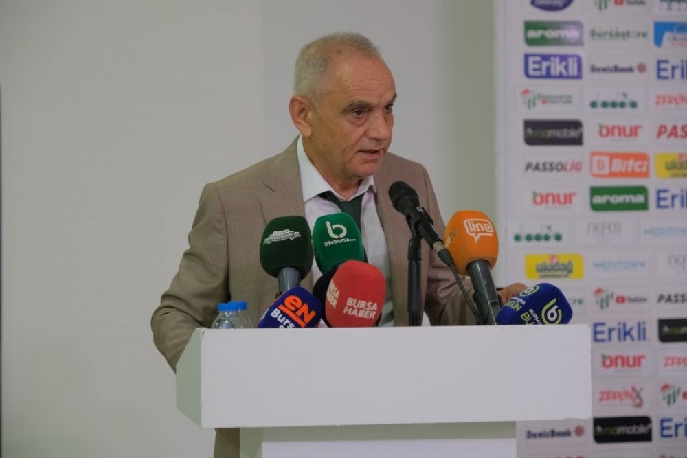 Bursaspor’da gergin toplantı! Bursaspor’da gergin toplantı!