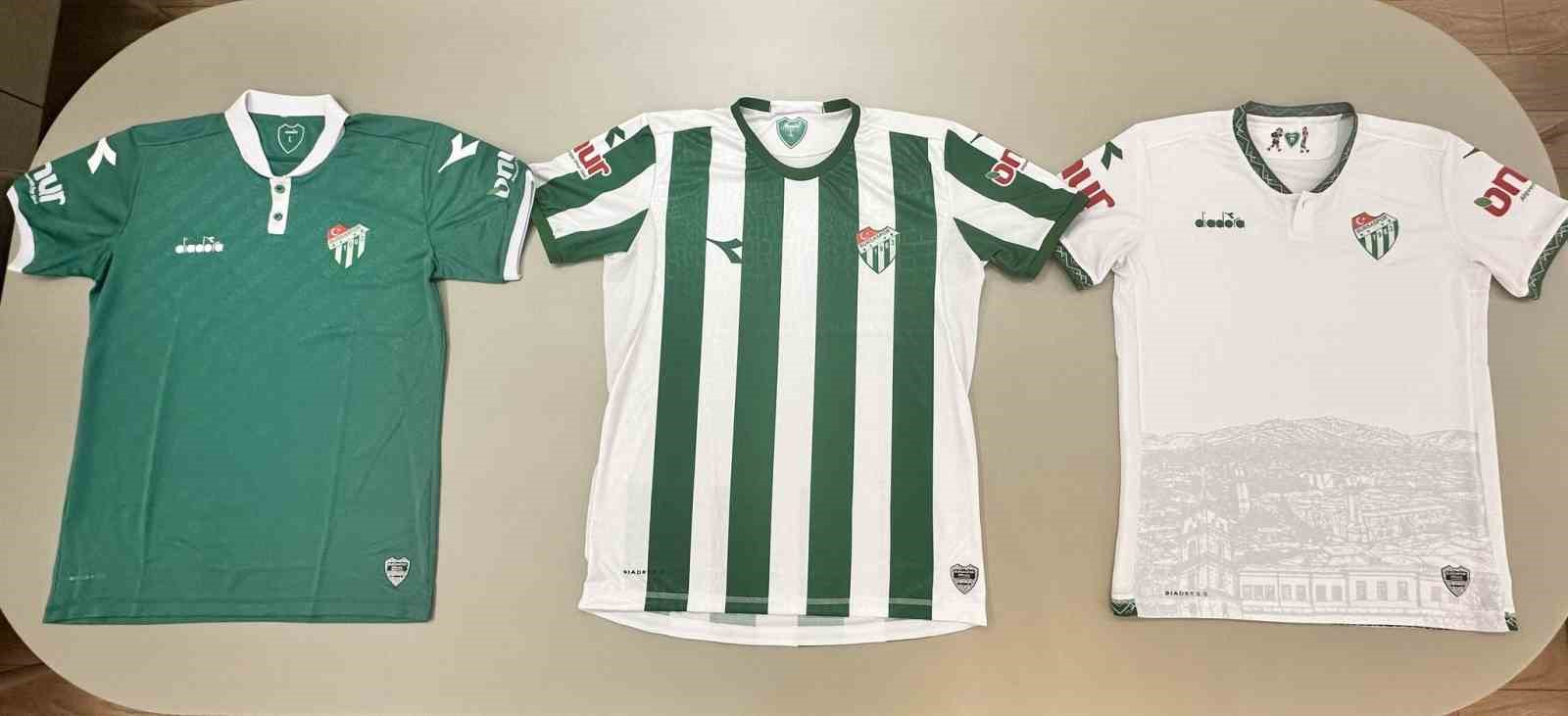 İşte Bursaspor’un yeni sezon formaları! İşte Bursaspor’un yeni sezon formaları!