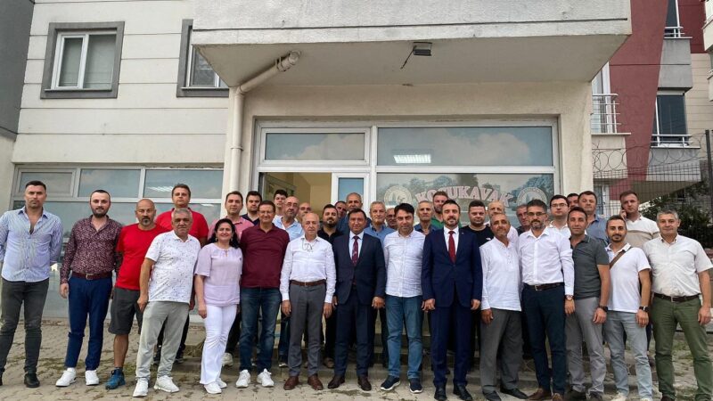 Başkan Tanır’dan Balkan derneklerine ziyaret Bursa Kestel Belediye Başkanı Önder Tanır, Koşukavak Yöresi Kültür Derneği