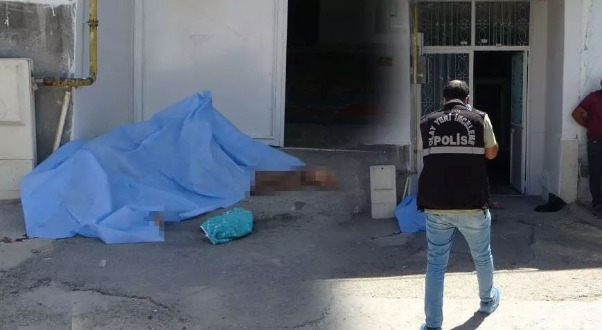 Evin kapısında kahreden son! Kanlar içerisinde yere yığıldı Evin kapısında kahreden son! Kanlar içerisinde yere yığıldı