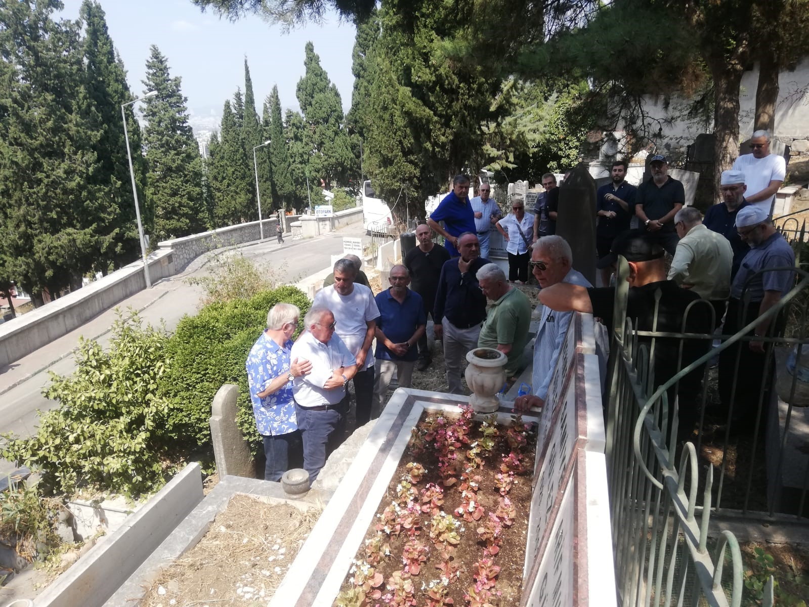 Bursaspor’un eski başkanı Murat Gülez, dualarla anıldı Bursaspor’un eski başkanı Murat Gülez, dualarla anıldı