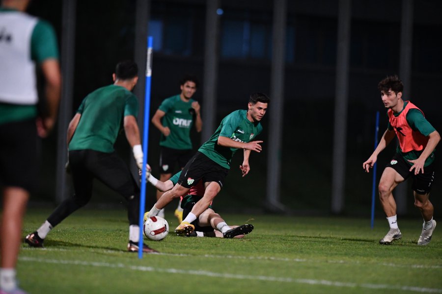 Bursaspor’da tempo arttı Bursaspor’da tempo arttı