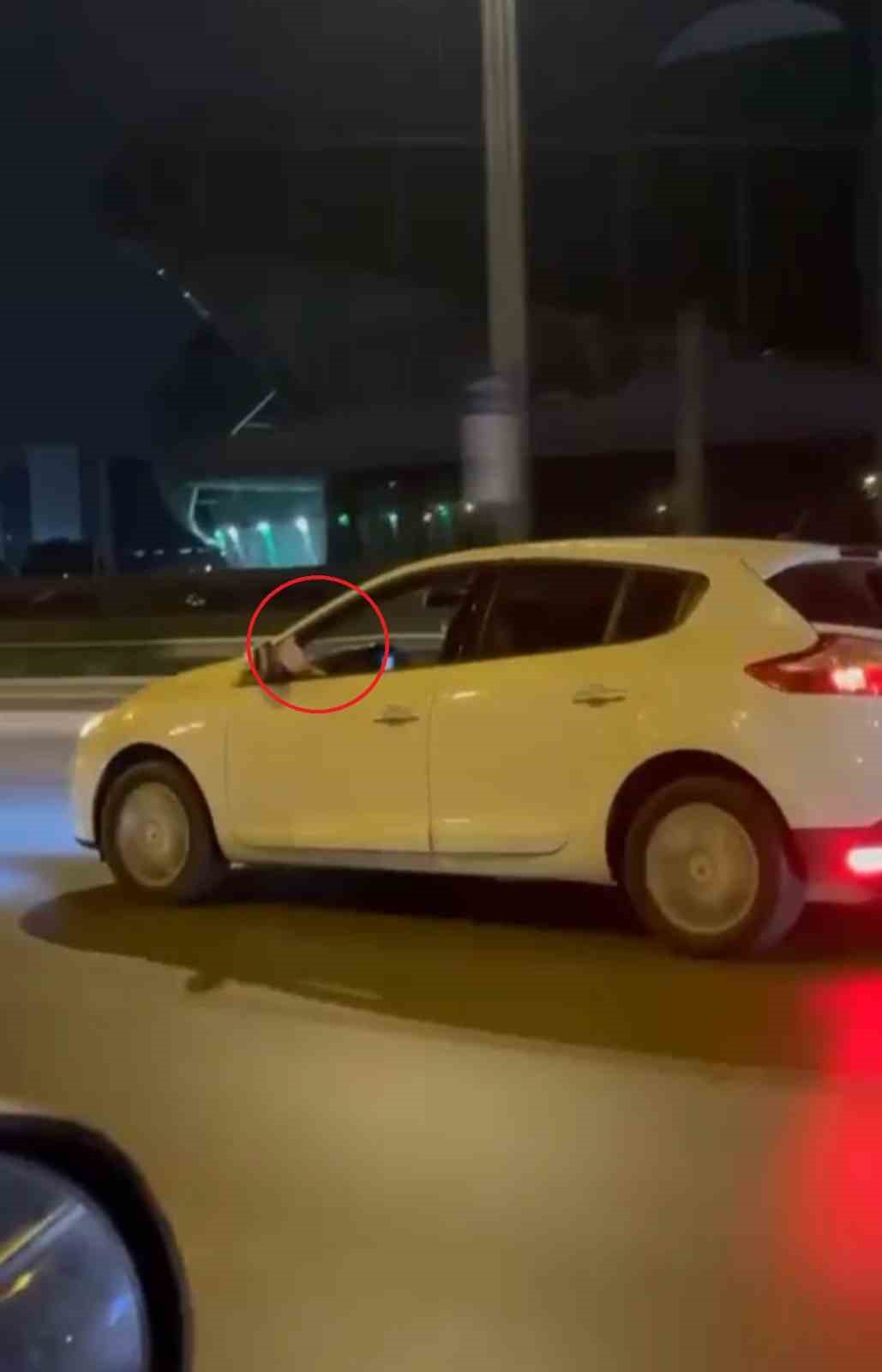 Bursa’da ilginç görüntü! Kazaya davetiye çıkaran sürücü…