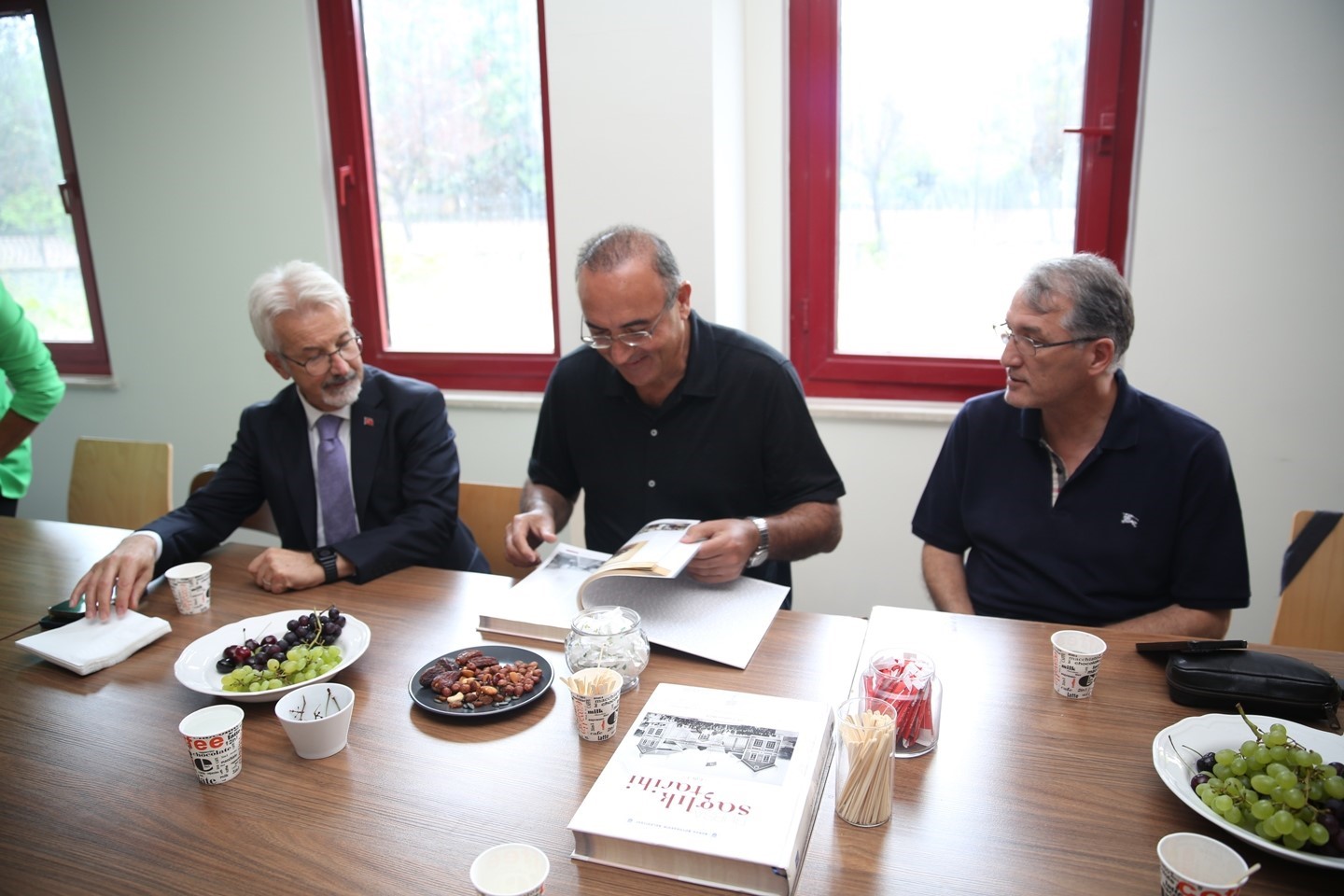 Sunay Akın’dan Nilüfer’e müze ziyareti 1 sunay akindan nilufere muze ziyareti 1bce93e