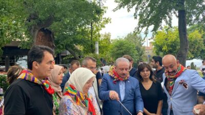 Bursa’ya özel bir ziyaret gerçekleştiren TBMM Eski Başkanı Mustafa Şentop,