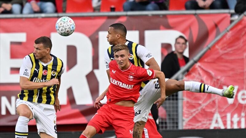 Fenerbahçe, UEFA Avrupa Konferans Ligi play-off turu ikinci maçında Hollanda