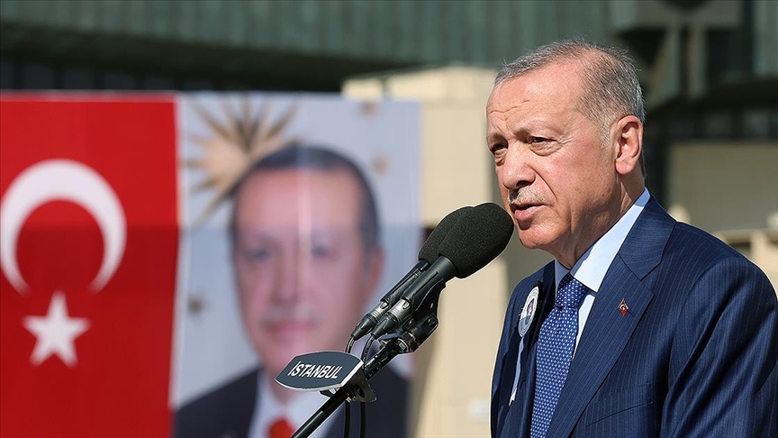 Cumhurbaşkanı Erdoğan: Türkiye hamleleriyle kendinden söz ettiriyor