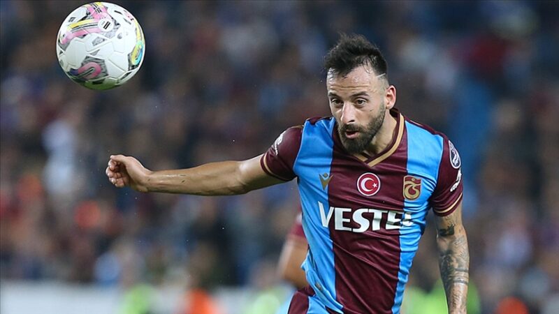 Trabzonspor, Yunan orta saha oyuncusu Manolis Siopis'in sözleşmesinin feshedildiğini duyurdu.
