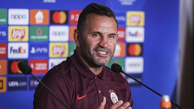 Galatasaray Teknik Direktörü Okan Buruk, UEFA Şampiyonlar Ligi play-off turu