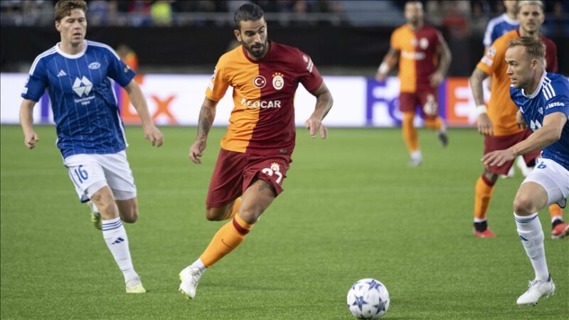 Galatasaray, UEFA Şampiyonlar Ligi play-off turu ilk maçında Norveç'in Molde