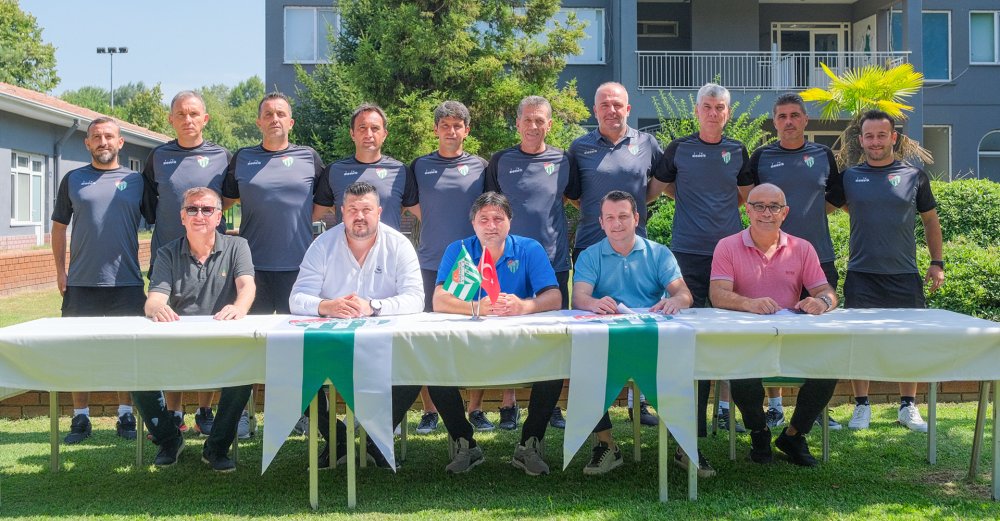 Vakıfköy’de imzalar atıldı Vakıfköy’de imzalar atıldı