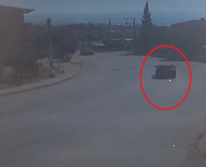 Bursa’da virajı alamadı, karşı şeritten gelen cipe böyle çarptı