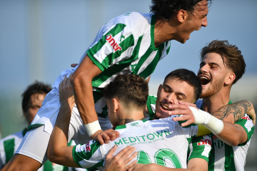 Bursa’da kritik maç! Timsah 3 puan peşinde Bursa’da kritik maç! Timsah 3 puan peşinde