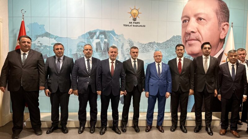 Olay Gazetesi Yazarı Ahmet Emin Yılmaz, AK Parti kulislerinden yerel