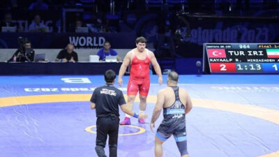 Milli güreşçi Rıza Kayaalp gümüş madalya kazandı