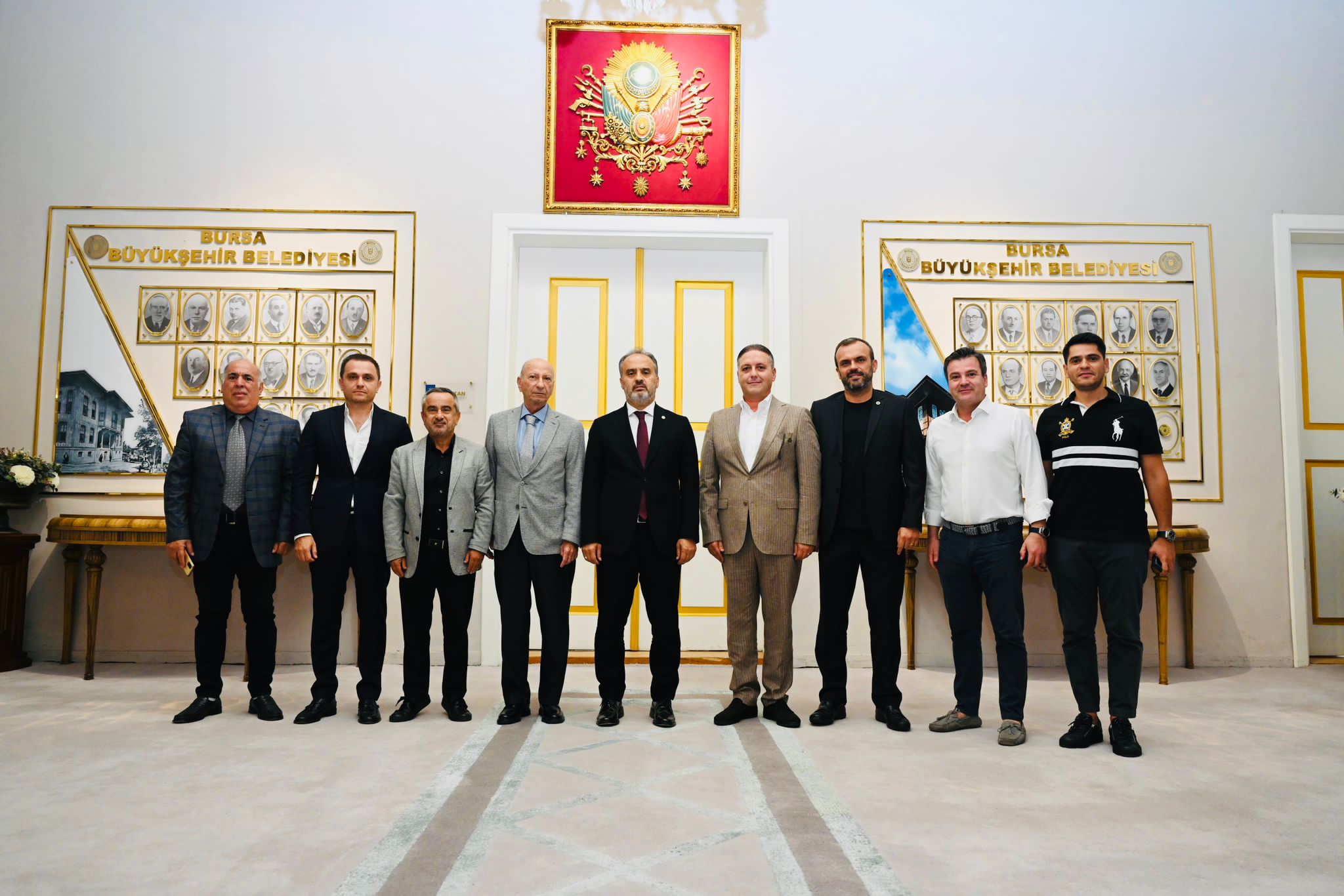 Bursa Emniyetspor yönetiminden Başkan Aktaş’a ziyaret Bursa Emniyetspor yönetiminden Başkan Aktaş’a ziyaret