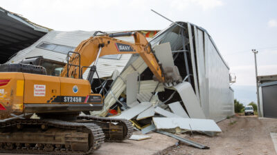 Bursa’da yıkımlar sürüyor! Bir ilçede daha düğmeye basıldı