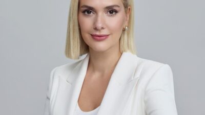 Son paylaşımına bacakları damga vurdu!