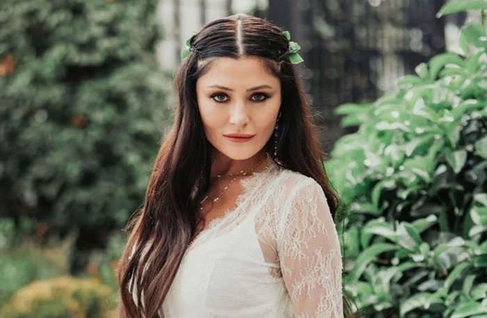 Oyuncu Deniz Çakır ile Bilgehan Baykal evlendi