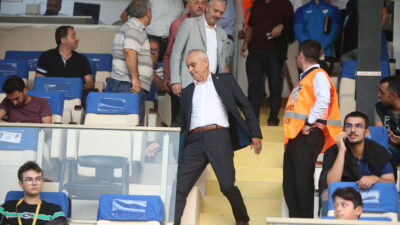 Bursaspor’da bunu da gördük! Başkan maçı terk etti!