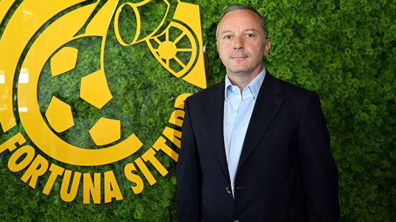 Işıtan Gün: Kadromuzda çok talep gören oyuncular var Hollanda 1. Ligi ekibi Fortuna Sittard'ın başkanı Işıtan Gün, Hollanda