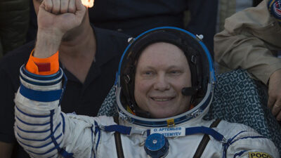 Rus kozmonot Bursa’dan seslendi: Bu güzelliği gördüğüm zaman elim makineye gidiyor