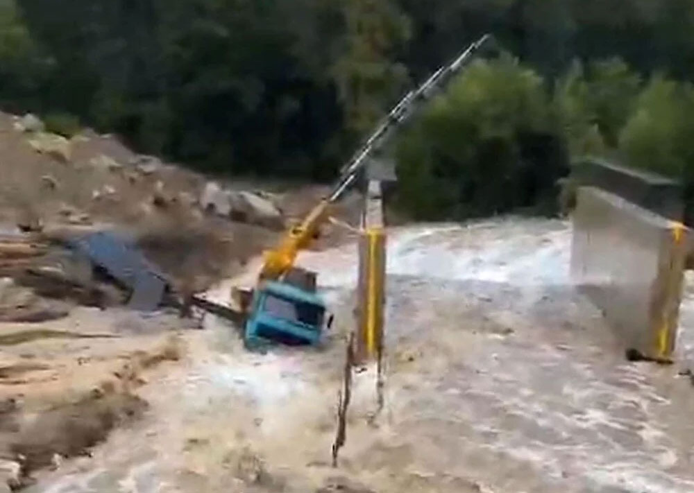 Kırklareli’nde sel felaketi: 2 can kaybı, 4 kişi aranıyor