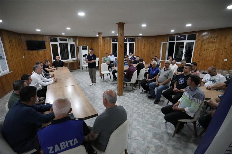 İnegöl Zabıtası yemekte bir araya geldi