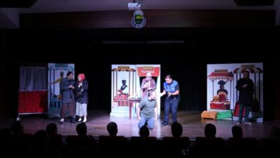 Zabıtanın yaşadığı zorluklar İnegöl’de sahneye taşındı