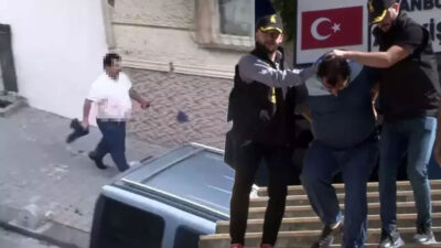 30 yıllık eşini öldüren şüpheli susma hakkını kullandı