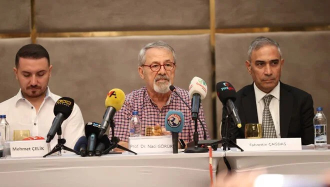 Prof. Dr. Naci Görür’den deprem açıklaması: “Durdurmak mümkün değil”