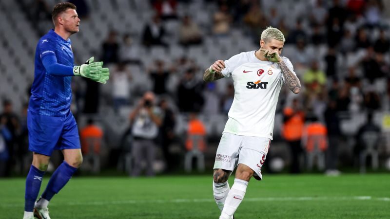 Trendyol Süper Lig’in 3. hafta erteleme maçında İstanbulspor, Atatürk Olimpiyat