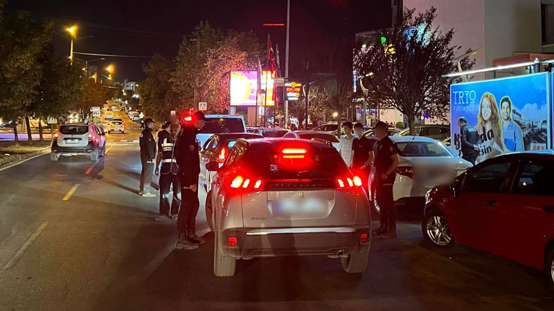 Bursa’da her yerde aranıyorlardı! Yakalandılar