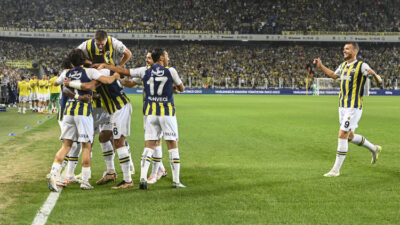 Fenerbahçe seriyi 13 maça çıkardı