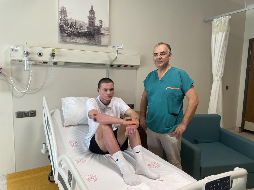 Deodorant can alıyordu Deodorant can alıyordu