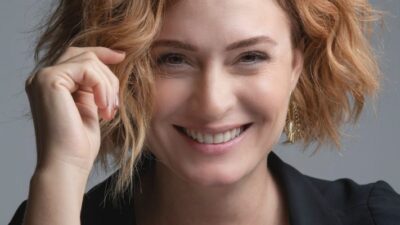 Ceyda Düvenci yayında rahatsızlandı! Hastanelik oldu