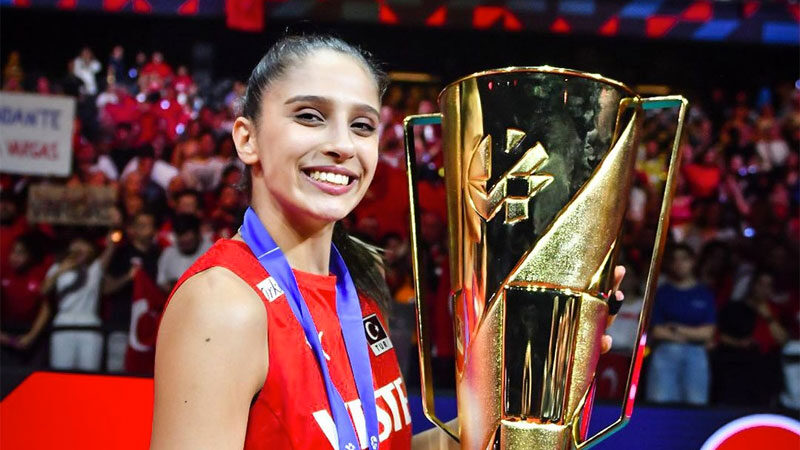 Derya Cebecioğlu, Japonya’ya transfer oldu A Milli Kadın Voleybol Takımı'nın FIVB Milletler Ligi ve Avrupa