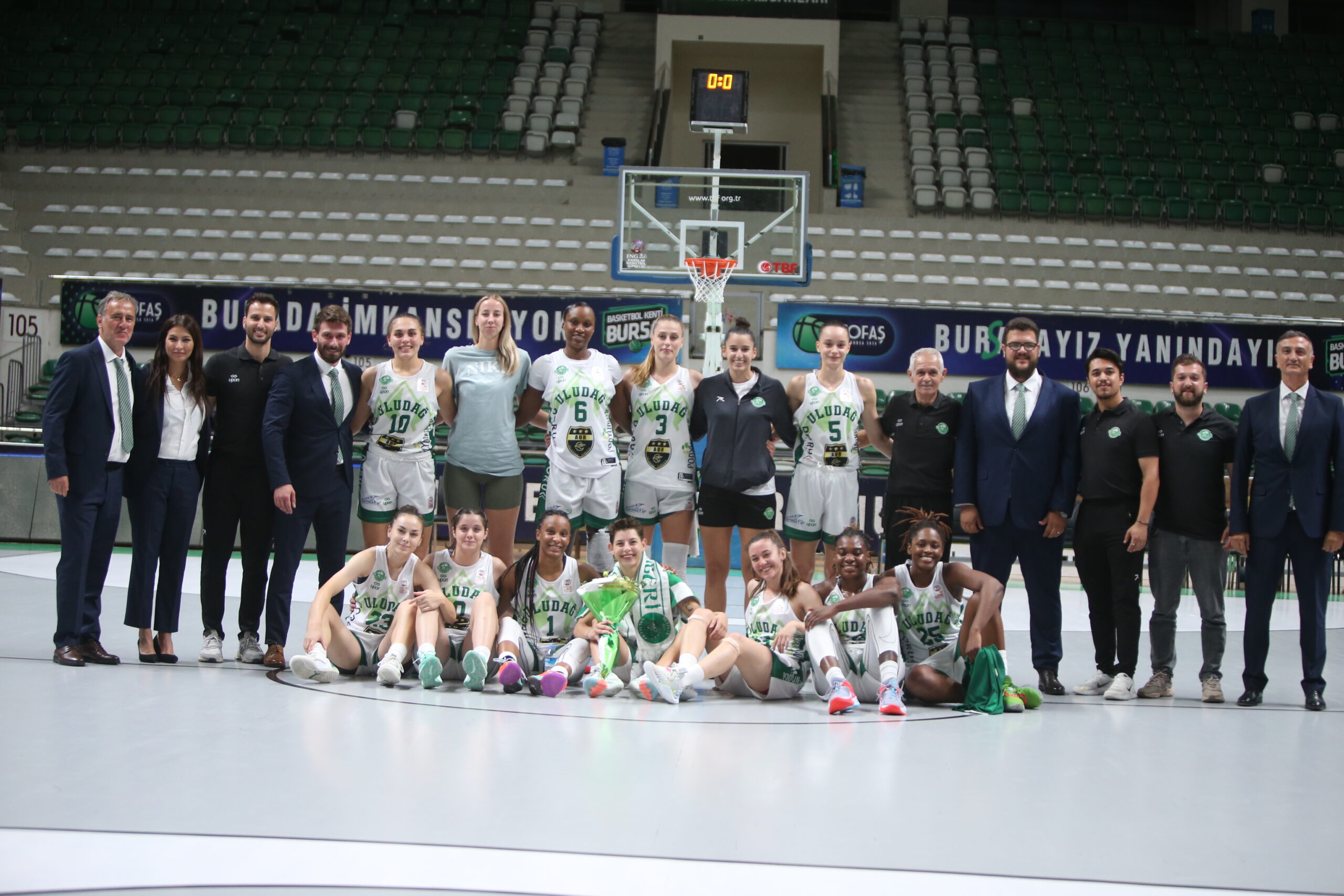 Uludağ’ın Perileri farklı kazandı Uludağ’ın Perileri farklı kazandı