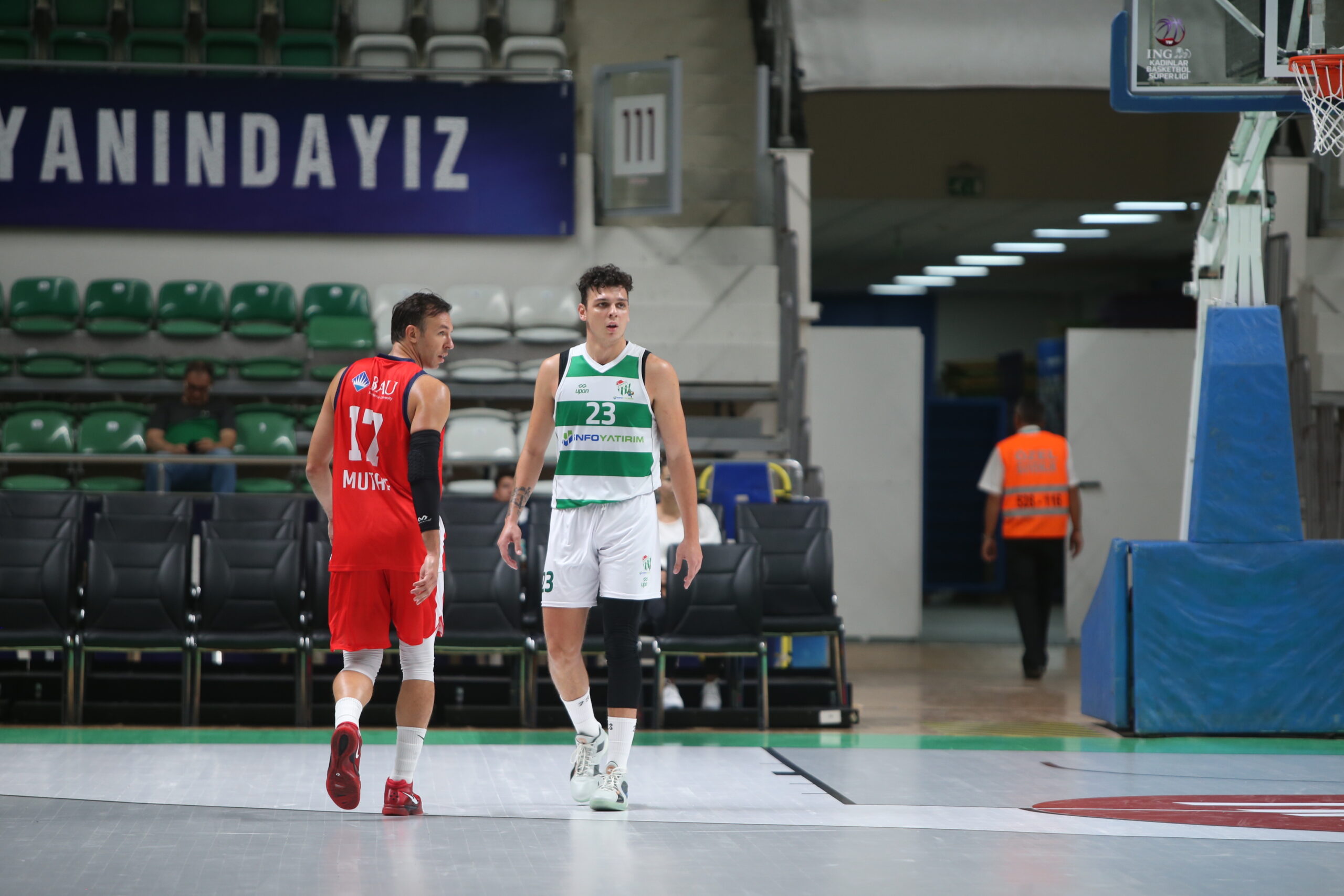 Bursaspor maçında sürpriz buluşma! Bir ilk gerçekleşti… Bursaspor maçında sürpriz buluşma! Bir ilk gerçekleşti…