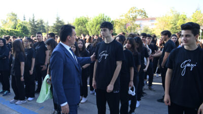 Başkan Dündar’dan gençlere teknoloji vurgusu