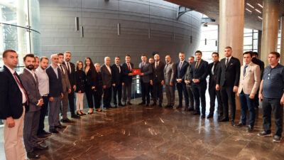 MHP Osmangazi’den Dündar’a ziyaret