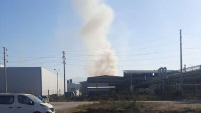 Bursa’da korkutan yangın! Bir işçi yaralandı