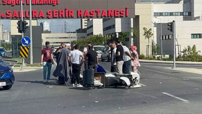 Hastane girişinde motosiklet kazası! Sürücü ağır yaralı