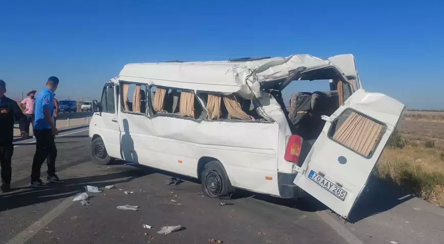 Lastiği patlayan yolcu minibüsünden bir acı haber daha!