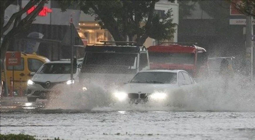 AFAD ve Meteorolojiden şiddetli yağış uyarısı AFAD ve Meteorolojiden şiddetli yağış uyarısı