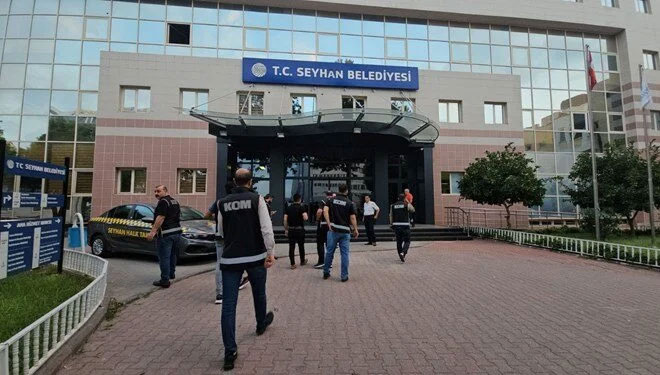 Adana’da, Seyhan ve Çukurova belediyelerine rüşvet operasyonu: 58 gözaltı